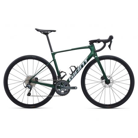 Defy Advanced 3 Giant 2022 Defy Advanced 3 Giant 2022